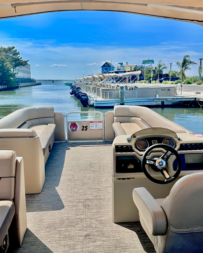 Bayside Boat Rentals - Pontoon fleet
